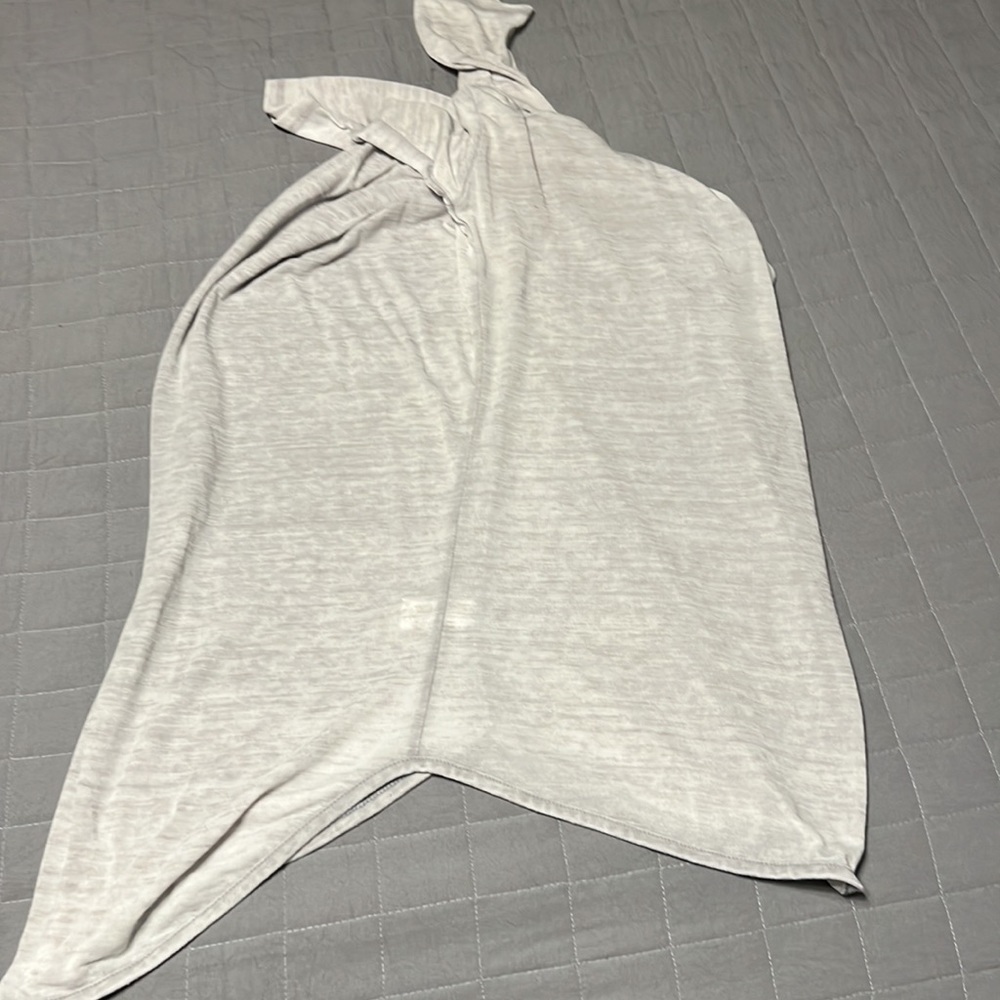 Express V-Neck Top Small - Picture 12 of 13